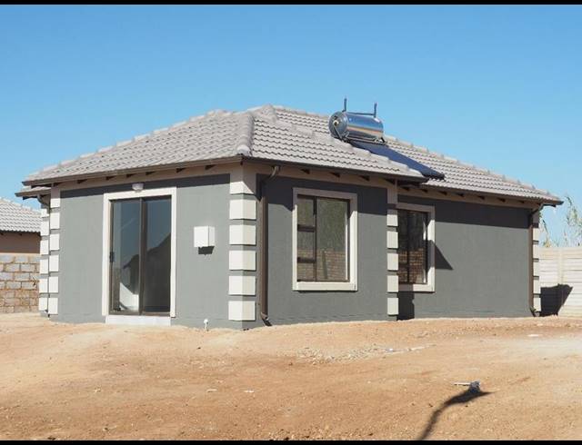 2 BEDROOM HOUSE FOR SALE IN SELCOURT